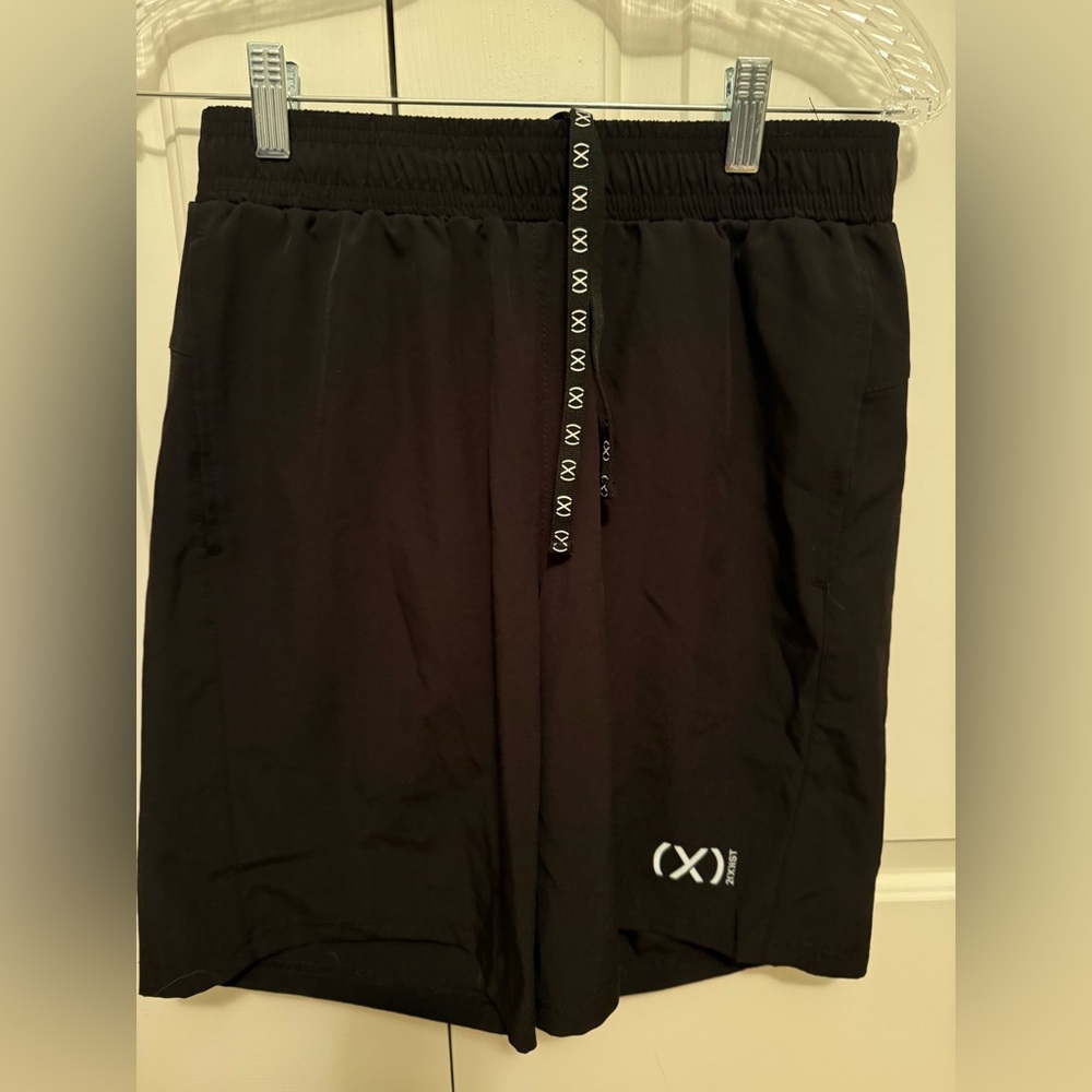2(x)IST Men’s Black Shorts